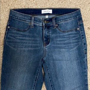 Lila Ryan Skinny Jeans size 28